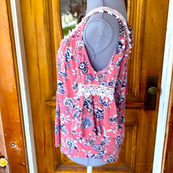 ⚡️⚡️5/$20 ⚡️⚡️ 💕Always Indigo Boho Floral top💕 - Picture 4 of 7